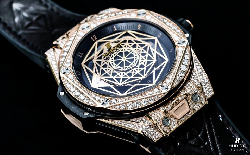 Đồng hồ hublot Sang Bleu King Gold 